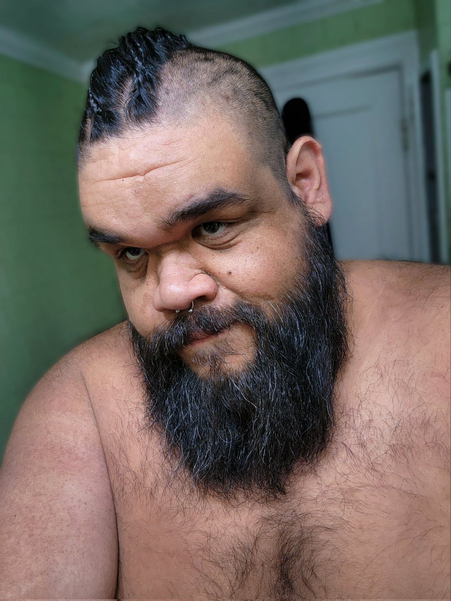 spacebear84's tweet photo. Been trying something new with my #hair since it's long enough to do little #braids but not long enough to do a full on #viking braid.
#gay #bear #chub #nerd #geek #gaybear #gaychub #gaynerd #gaygeek #geekbear #nerdbear #thicc #chubbybear #vikingbraid https://t.co/JscbrHZMhA