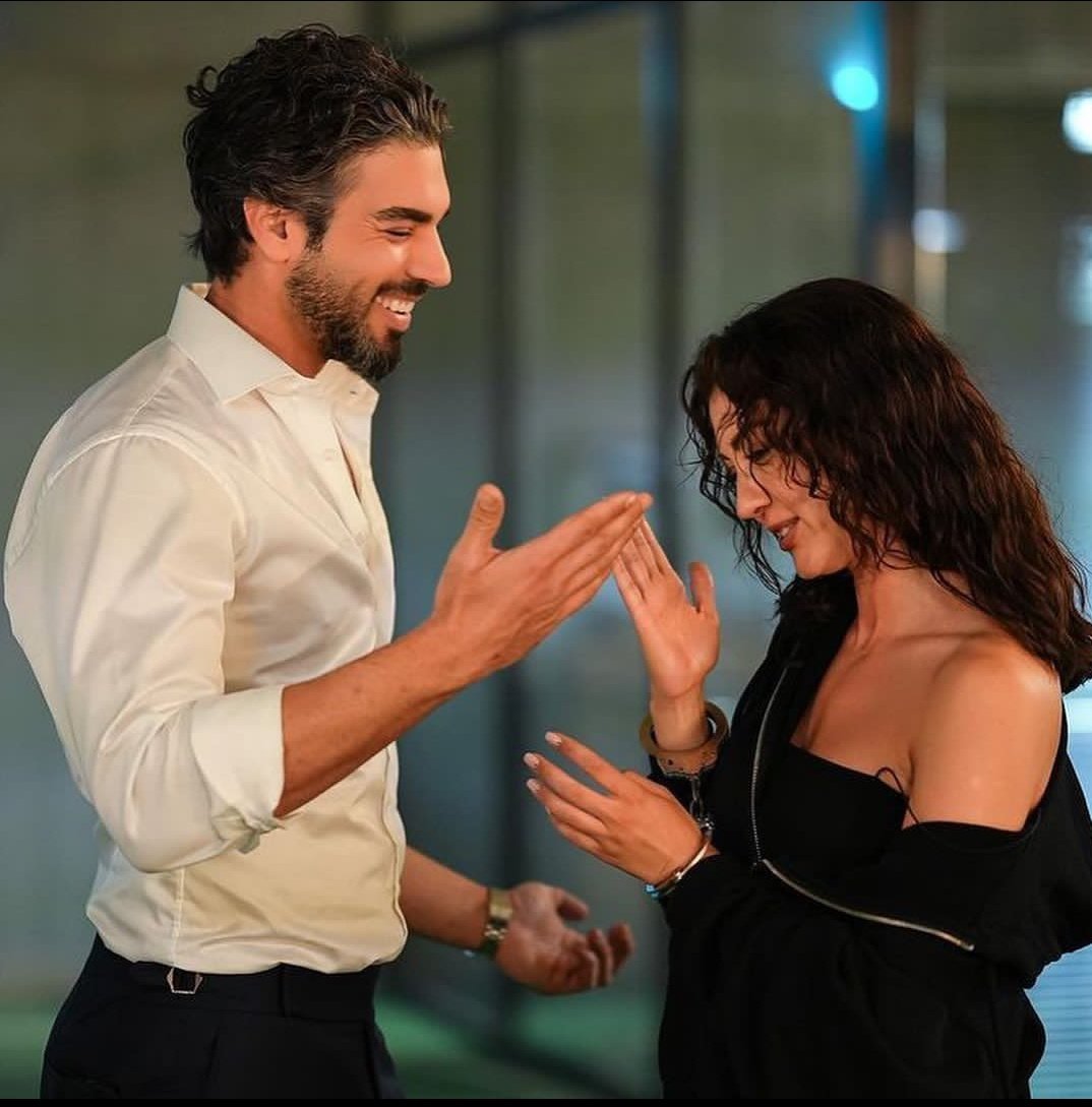00Astol00's tweet photo. Kalbim onlara gitti😝💫🤍
#EcNur #RuhunDuymaz https://t.co/z0HGlCraoF