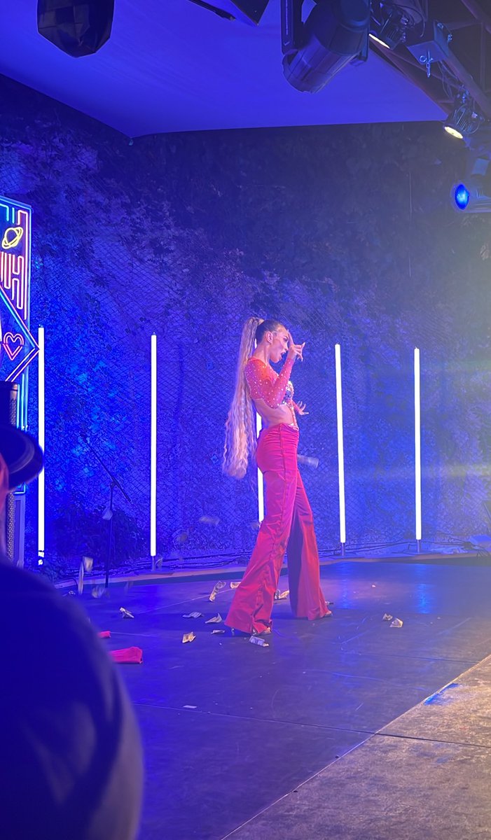 𝐗𝐗ʜᴇᴀᴠᴇɴʟʏ6⚧️ tweet media