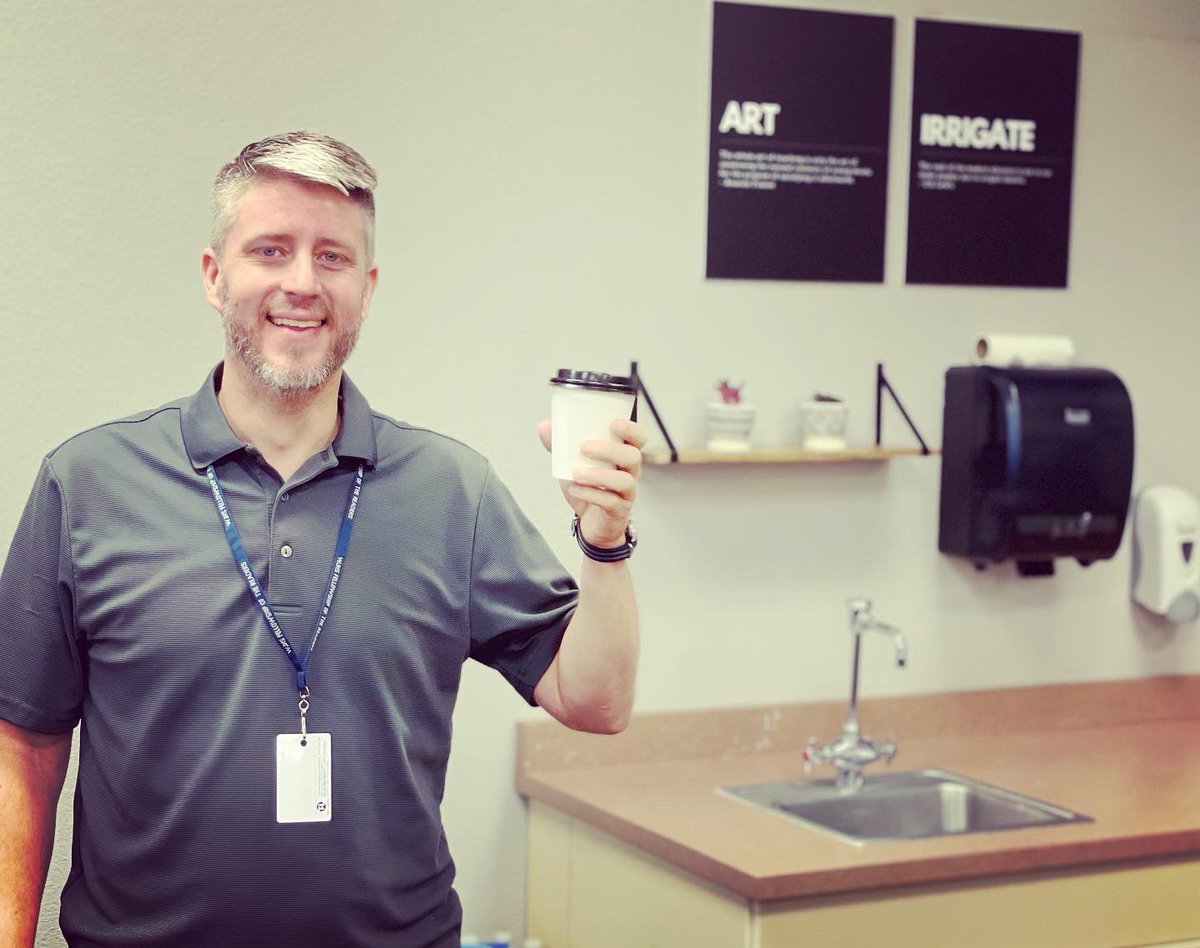 WillisFirebirds's tweet photo. A BIG thank you to @RedemptionGIL for being a wonderful community partner and making our Firebird staff feel seen and appreciated! Our new staff space is beautiful. You are making a difference. #wjhsstory https://t.co/ZZCBRq0gbt