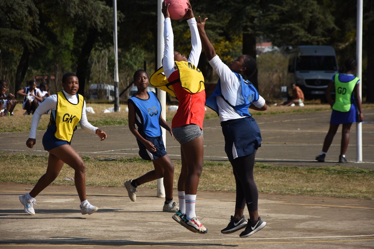 KznSuper's tweet image. Dundee showing what they have learnt from the #SparProteas #SheforHer 

#Kusekhayala as we finished 3rd PVA at The Oval Sport Grounds. It's been great its been Netball. Goodluck to Our Girls as they currently holding it down vs Trinidad and Tobago 🇹🇹. 

#NWC2023