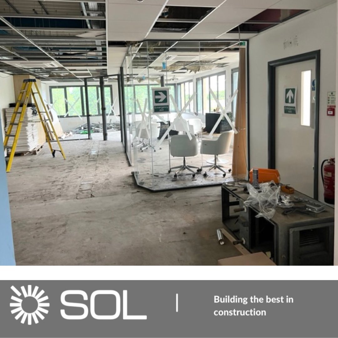 SolServices7's tweet photo. This internal warehouse fit out is in full flow. Work is taking shape nicely, based on specifications and we have a happy client. Great work from all the team 

#mechanical #electrical #construction #commercialconstruction #groundworks #fitout #warehouse #extension #maintenance https://t.co/Cp13mzktKS
