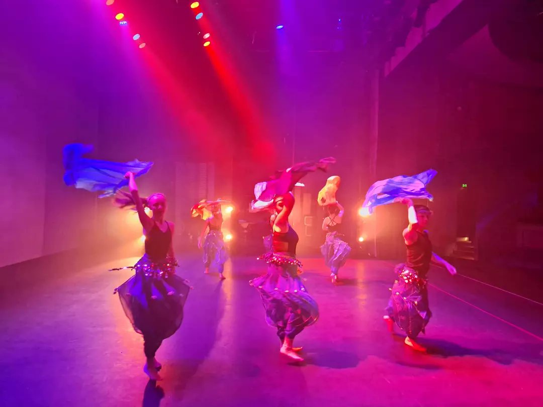 WTSdance's tweet photo. BTS shots from our Lower Seniors - Showcase 23 https://t.co/UeG6LXulOn