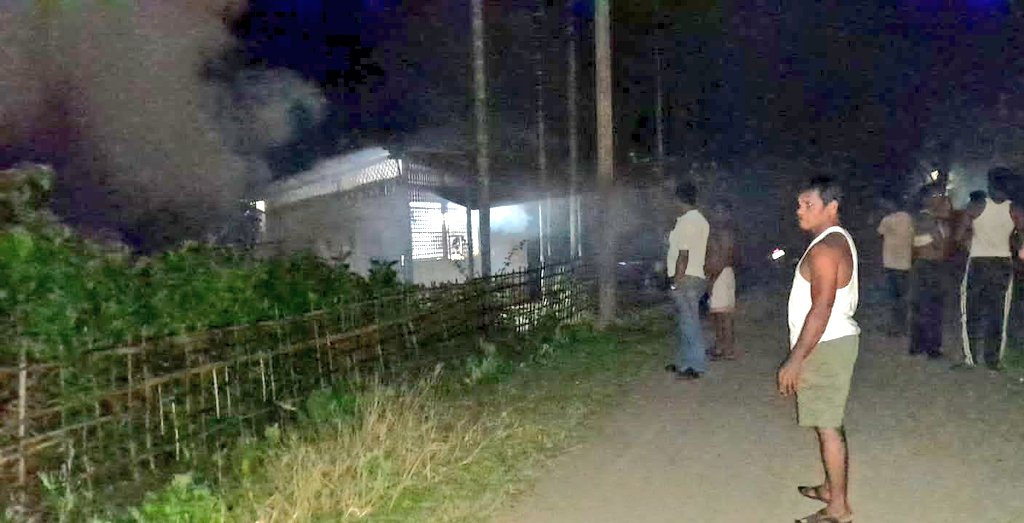 DVBPO_DIBRUGARH's tweet photo. Fogging done at Namrup TE, Station road area, Duliajan, Tipling and Nabajyoti Gaon of #Dibrugarh by #NCVBDC
@dc_dibrugarh 
@nhm_assam 
@NHMDibrugarh https://t.co/suYkfkvMXo