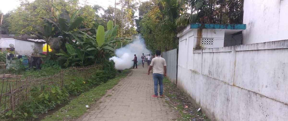 DVBPO_DIBRUGARH's tweet photo. Fogging done at Namrup TE, Station road area, Duliajan, Tipling and Nabajyoti Gaon of #Dibrugarh by #NCVBDC
@dc_dibrugarh 
@nhm_assam 
@NHMDibrugarh https://t.co/suYkfkvMXo