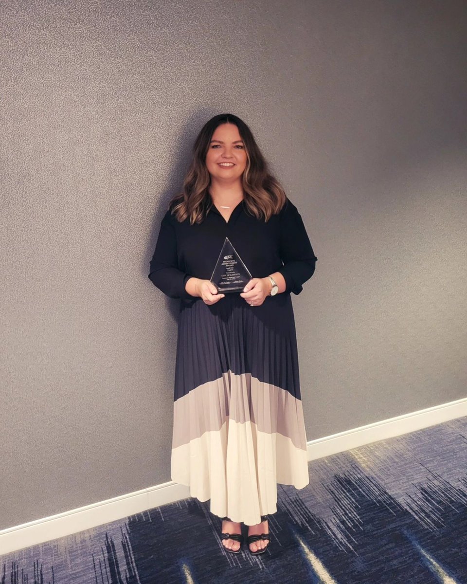 UTCMPA's tweet photo. Congratulations to City of Lakesite and their City Manager, UTC MPA alumna Kirsten Ert Acuff @_kikiinthecity, on being honored with the Tennessee Municipal League Achievement Award for Small City Progress. https://t.co/tTeOTx60HK