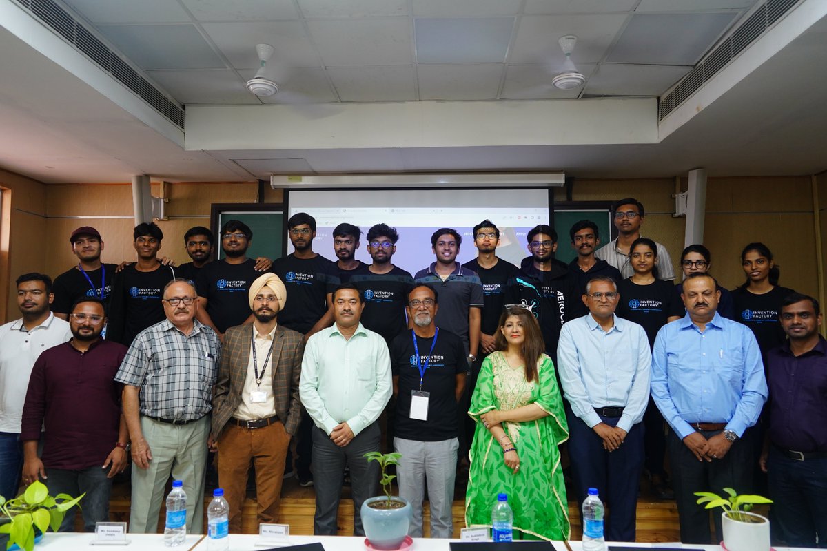 TinkerersLab's tweet photo. Embarking on a journey of innovation, we witnessed magic unfold at Tinkerers' Lab IIT Jammu in collaboration with MakerBhavanFoundation.

10 brilliant teams of talented students from various IITs, NITs joined forces for an extraordinary Invention Factory program.
 #iitjammu  #mbf https://t.co/oVmCKjBT7p