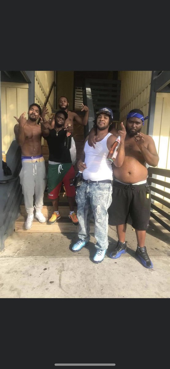 TyranMalone's tweet image. 4eva7 #LLNut now you with kilo and wop