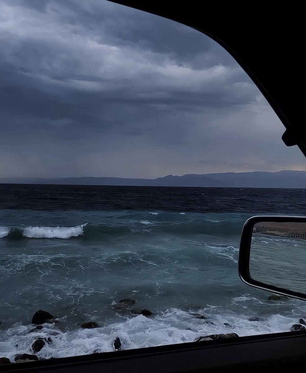 dance of the waves.