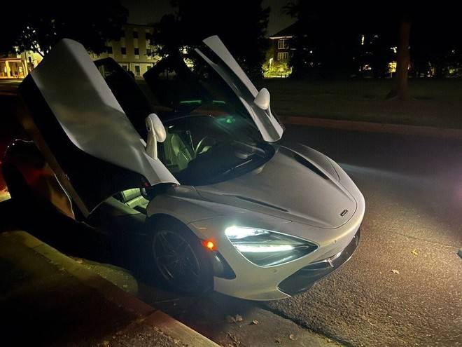 cdproc's tweet photo. This car is a dream of how many people and I am not the same, I have a very rich father, but I also passed it, got it with my own hands, my father just gave me in my life, starting my own business courage, I am grateful to my father https://t.co/IJMBQOthJN