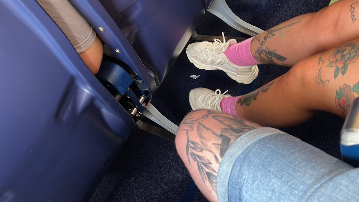ShaunDoyle1's tweet photo. Living my best life with extra leg room @Ryanair https://t.co/jZ29lDyNPs