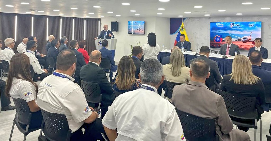 inac_ve's tweet photo. Por su parte la AA 🇻🇪✈️ @JuanTeixeiraD explicó que nuestro país se ha caracterizado por registrar elevados niveles de cumplimiento de seguridad operacional. "Tenemos a un equipo profesional preparado para seguir obteniendo los mejores resultados en esta evaluación", resaltó
@icao https://t.co/D6YgxNLWQ1