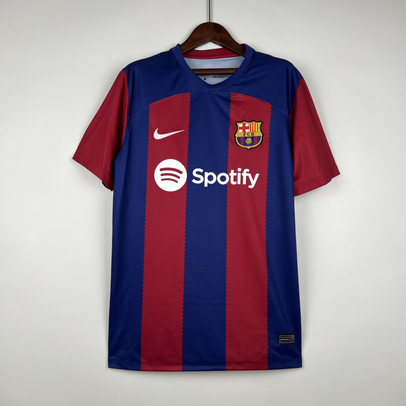 Camavinismo's tweet photo. SORTEO DE UNA CAMISETA A ELEGIR DE CUALQUIER EQUIPO 🎁

Como participar:
✅ RT + LIKE
✅ Seguir a @Camavinismo y @CamisFutbolG

El sorteo se activará al llegar a los 200 rts, sorteo apto para todos los países 🌐 

Anunciaremos ganador el 20 de agosto ⏳
Suerte 🍀 https://t.co/a2d8mRAp5M