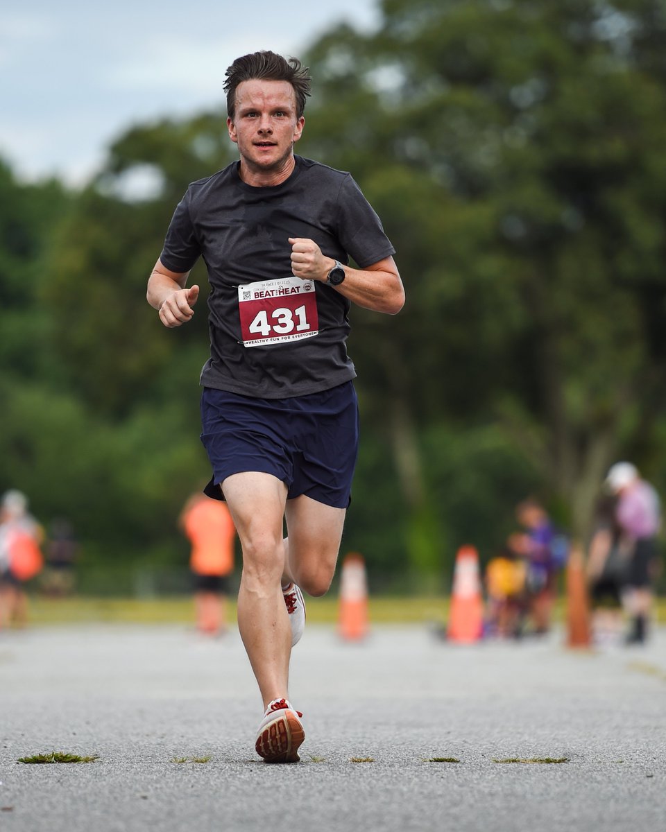 WhyteZero's tweet photo. Still running regularly. I recently ran in the Beat the Heat 5k and finished at 21:39, which is pretty good considering it was 80+ degrees outside. Currently training for my first marathon in October. Running the Cannonball in Greensboro. https://t.co/W1Rz8XaCUe