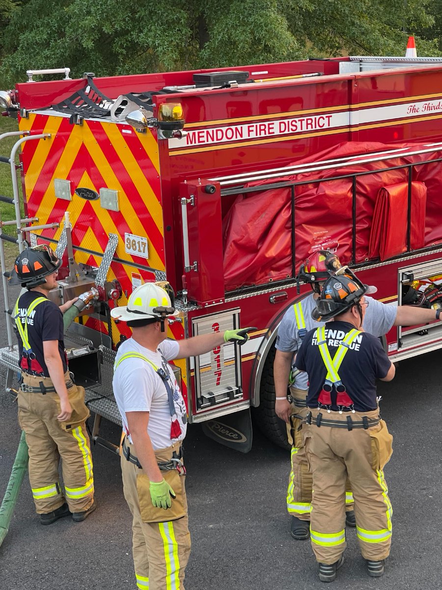 Last week, Mendon Fire Department teamed up with our mutual aid partners, Honeoye Falls &amp; Fishers, for a comprehensive drafting drill at Mendon Ponds. 

#mfdvolunteer #mendon #firefighter