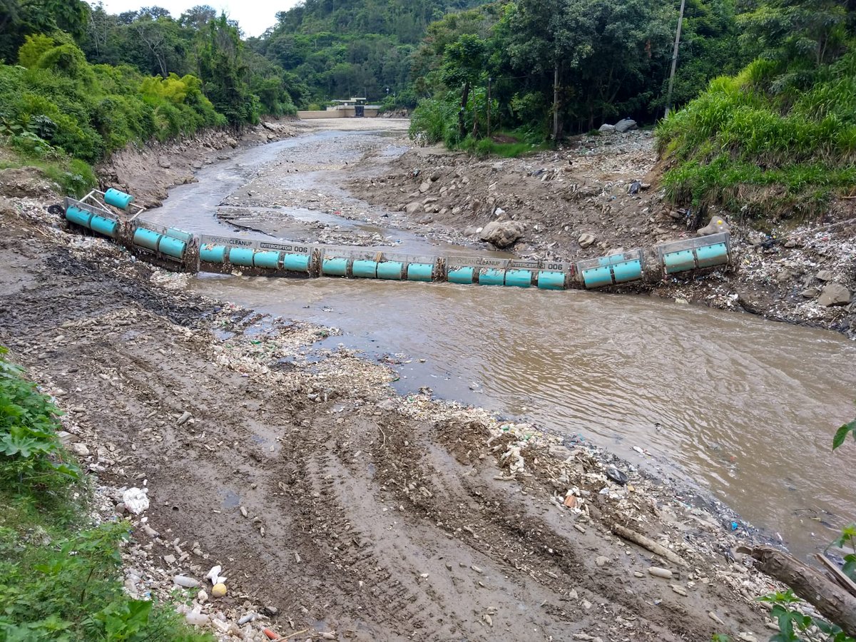 Another 69 truckloads of trash removed in Guatemala last week. 🇬🇹