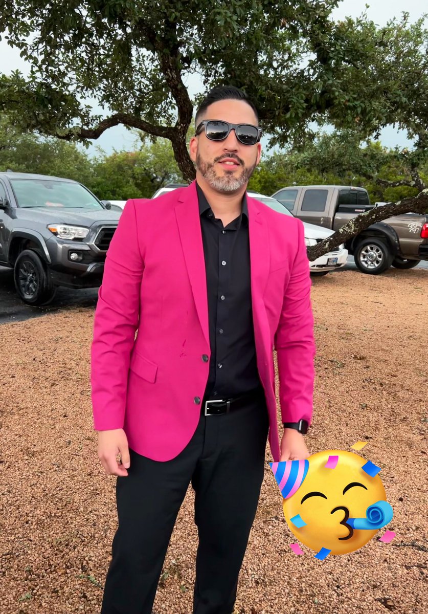 I want to wish my handsome hubby a HAPPY, HAPPY BIRTHDAY!!! 😍🥳❤️@the_real_adam2 Can we get a “chout” out from #thunderdome??? @MikeTaylorShow @biggestpuma @edbermea @LolaB2004 @TexMexFrank @BermeaAraceli
