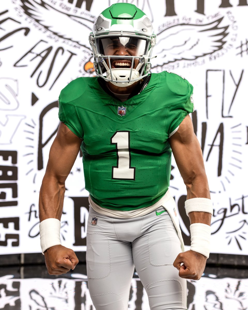 br_betting's tweet photo. Eagles will be an auto bet every time they wear these this season https://t.co/XftUTiaUBD