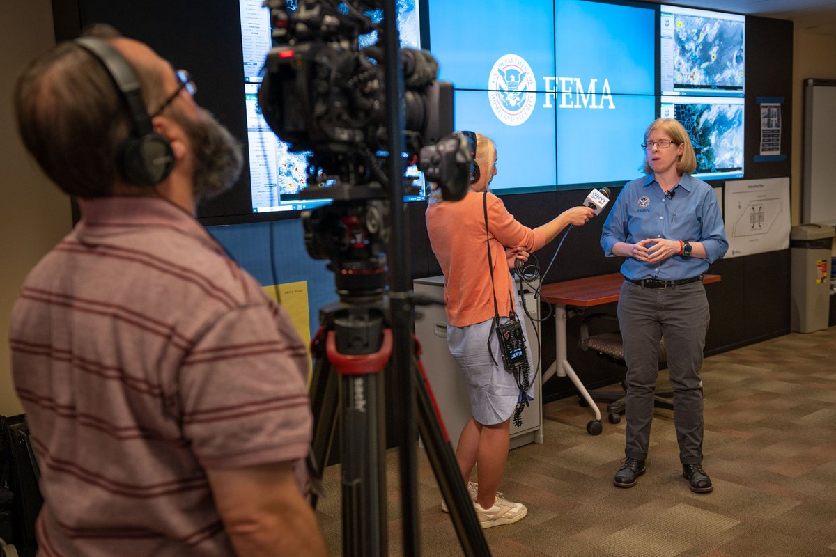 FEMAregion3's tweet photo. This morning, FEMA R3 Regional Administrator MaryAnn Tierney was joined by partners from @NWS for a media tour of our Regional Response Coordination Center in Philadelphia to discuss FEMA's year-round work with partners to prepare for mid-Atlantic Hurricane Season. https://t.co/2eYmocAVV2