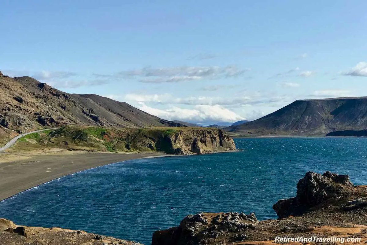 Enjoy the picturesque Reykjanes Peninsula in Iceland.  retiredandtravelling.com/picturesque-re…  @BlueLagoonIS @thisisiceland