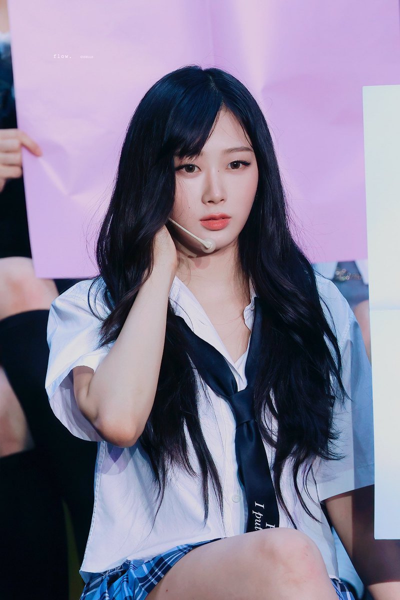 ชอบจริง ชุดนี้สวยน่ารักเอาเรื่องมาก ไวบ์เด่กอินเตอร์ลูกคุณหนูไฮโซท่านหนึ่ง