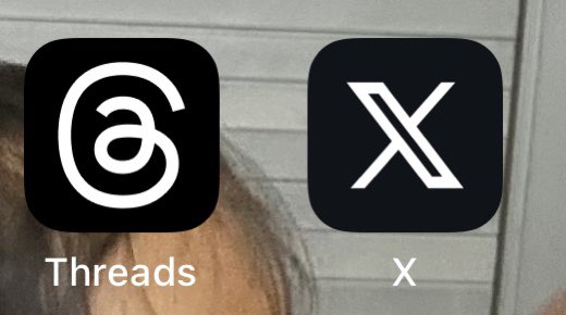 AnoushaJunggee's tweet image. Because life wasn't complicated enough, let's add Twitter's transformation to X! 🤦🏻‍♀️ #TwitterChanges #Why #X #RIPTwitter