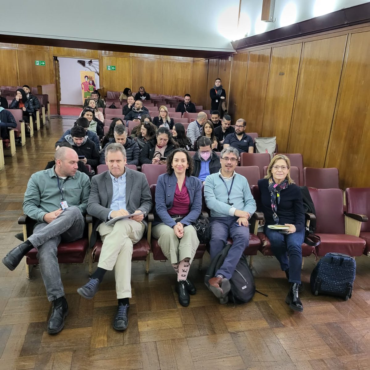 MTTSectra's tweet photo. Con la presencia del ministro MTT @JuanCaMunozA se inició la 3era capacitación sobre criterios de planificación y diseño de ciclovías, organizada por la Unidad de Movilidad Activa de #Sectra. Participan funcionarios de Gobierno, Gore y municipios de comunas de la Macrozona Centro https://t.co/gFxQncDf38