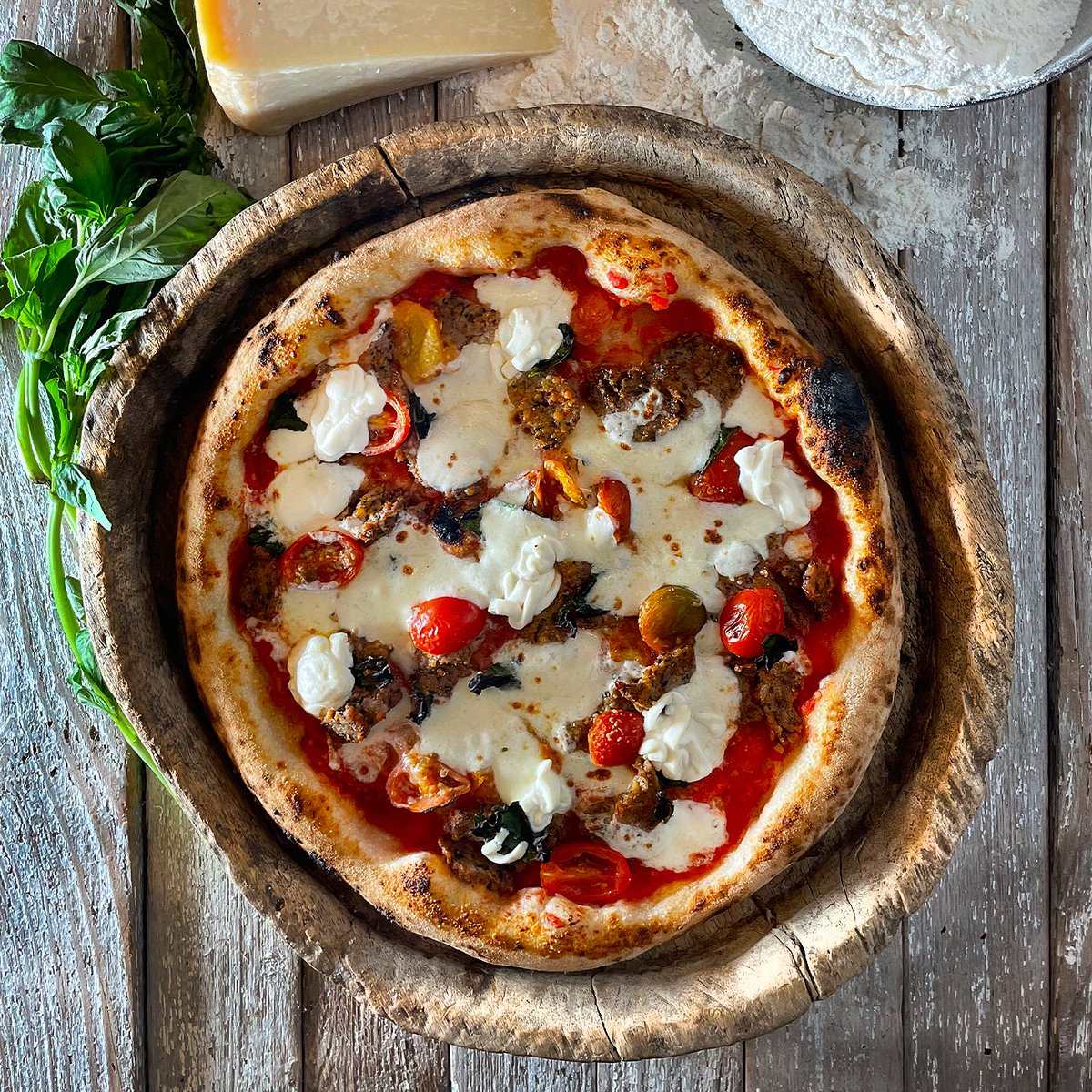 This is <a href="/victoryoutreach/">Victory Outreach Int</a> 1st event in #SanAntonio for the #MMOV and G.A.N.G. Warrior Convention! Dough is here to provide everyone with the best Pizza Napoletana in the #AlamoCity! 🍕 #victoryoutreach @Hemisfair <a href="/VisitSanAntonio/">Visit San Antonio</a> #AlamoCity #MightyMenOfValor #SanAntoinioEats