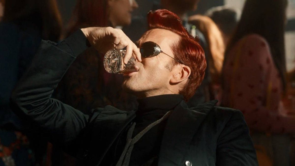 Господи, какой же Кроули сексуальный.
❤️❤️❤️❤️
#GoodOmens2
#GoodOmens2Spoilers