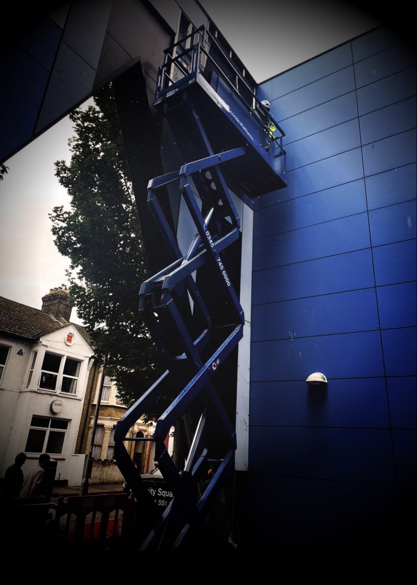 fullworksltd's tweet photo. External cladding removal at Essex University on the Southend Campus. #fullworksprojects #essexuniversity #claddingremoval #cladding #commercial #commercialrefurbishment #fmb #trustmark #university https://t.co/FZCXdPswPV