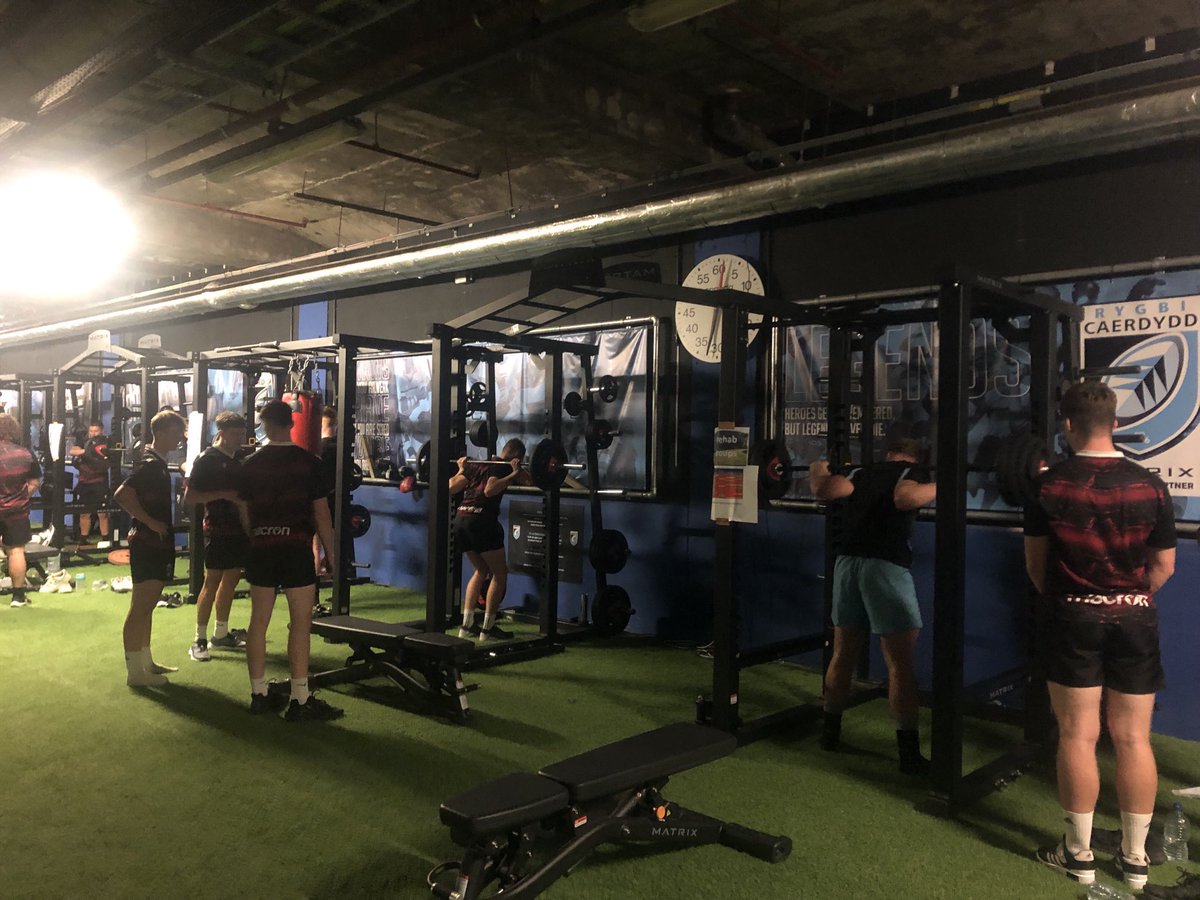 17’s back in the groove and getting ready for a superb fixture this Friday (4th) at Arms Park vs Leinster. More details to come in the next few days but it would be great to get quality support for this