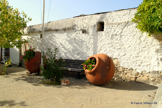 photosofcyprus's tweet photo. Lania Village #Cyprus #Lania #Pithari #Culture #History #Travel #Holidays https://t.co/Oqf45uuvXw