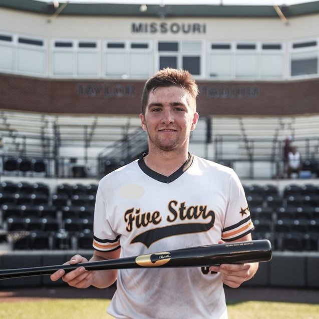 Row_Christensen's tweet photo. Another great weekend in Columbia, MO!
@5StarArkansas - Garza went 4-0 to win the @BUSShowcase -SEC Classic!
.750 Avg.
.846 OBP
2.221 OPS
3-1B; 1-2B; 2-3B
50% CS
2 Backpicks
Tournament MVP
@CoachGarza5Star @bhstigerbasebal @QrRecruiter 

Weekend Video:
https://t.co/zNHzQoYa2y https://t.co/aZlG1ZRAA5