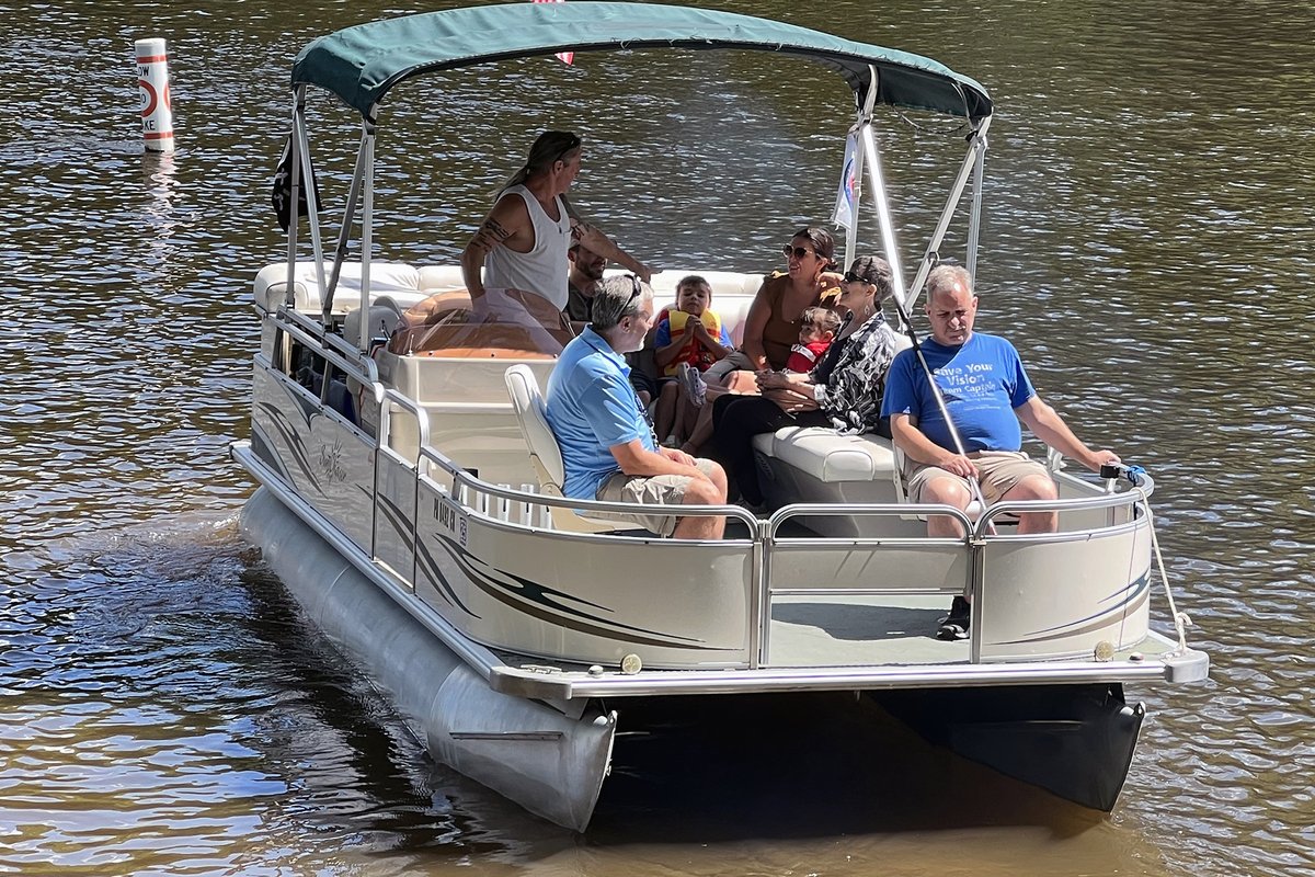 SightsforHope's tweet photo. The Bethlehem Boat Picnic is one of the best days of the year for many of our clients. Thanks to the Bethlehem Boating Club and the Mountainville Lions Club for putting this experience together. #SightsforHope #SeizeIndependenceNow #TransformLives #LehighRiver #Lions #WeServe https://t.co/clV5WAkneR