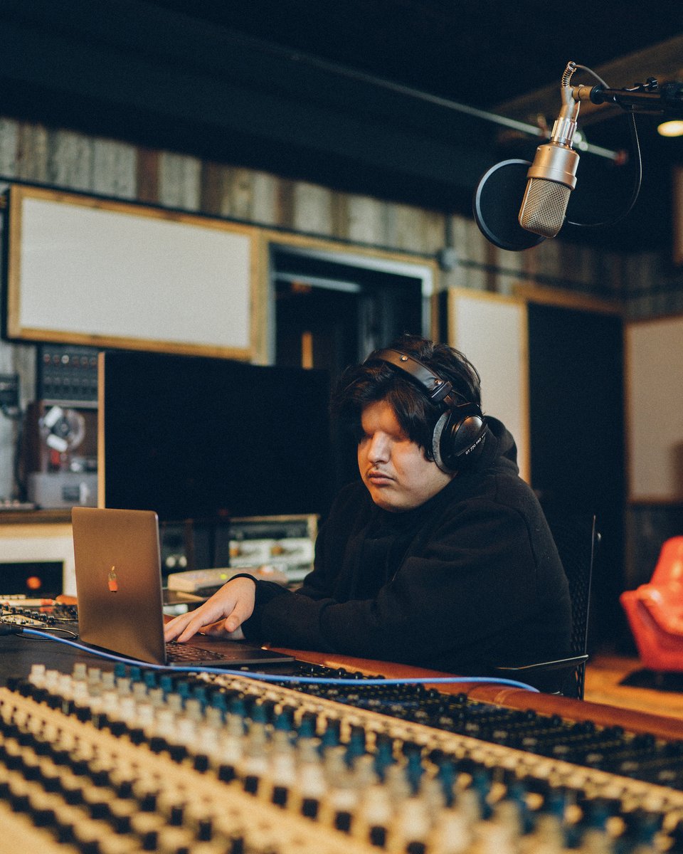 remaimodern tweet media