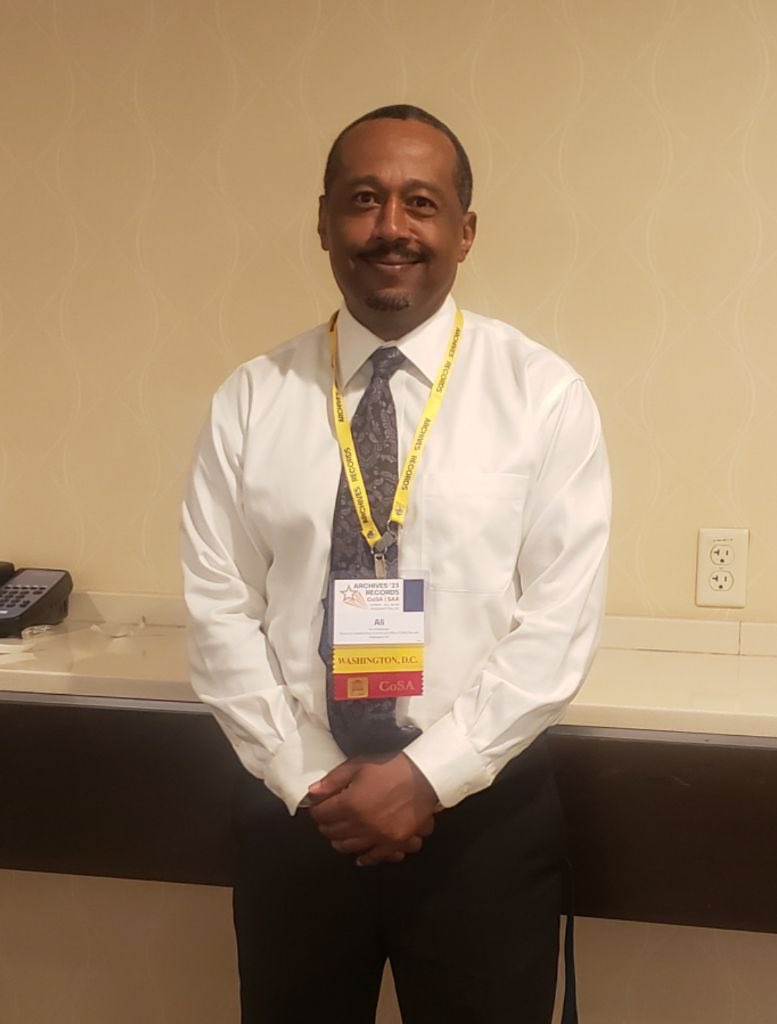 SecretaryofDC's tweet image. #TeamOS would like to congratulate Ali Rahmaan for receiving the Victoria Walch Leadership Award from @StateArchivists!! Ali serves as our Supervisory Records and Information Specialist for the DC Archives. Congrats Ali!! #WeAreDC #OfficePublicRecords