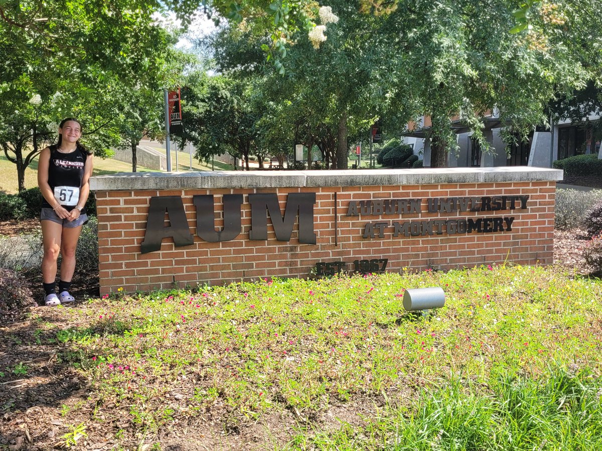 strikerdog06's tweet photo. Thank you @AUMWarhawksWSOC for the amazing ID camp on Saturday! I had a great time, and I can't wait to keep in touch going forward! @ALXgirlssoccer @PrepSoccer @ImYouthSoccer @SoccerMomInt @TheSoccerWire @DP_League https://t.co/OwlFYfd1Ed