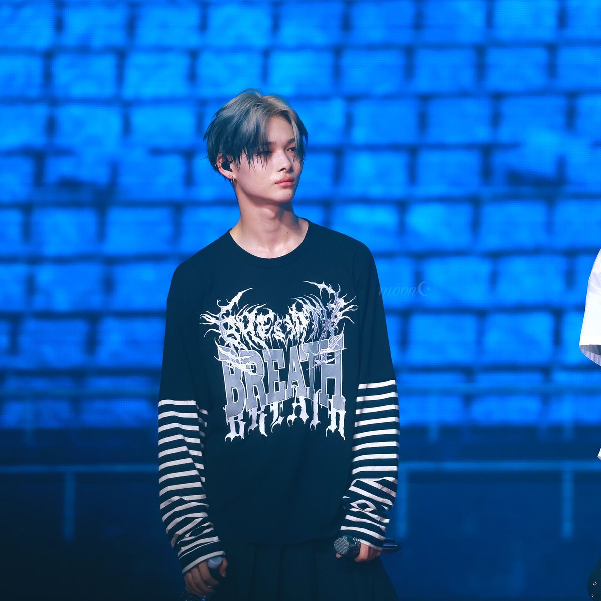 nnikikun's tweet photo. ni-ki looking effortlessly handsome as always 🩵 https://t.co/qItYXPWZso
