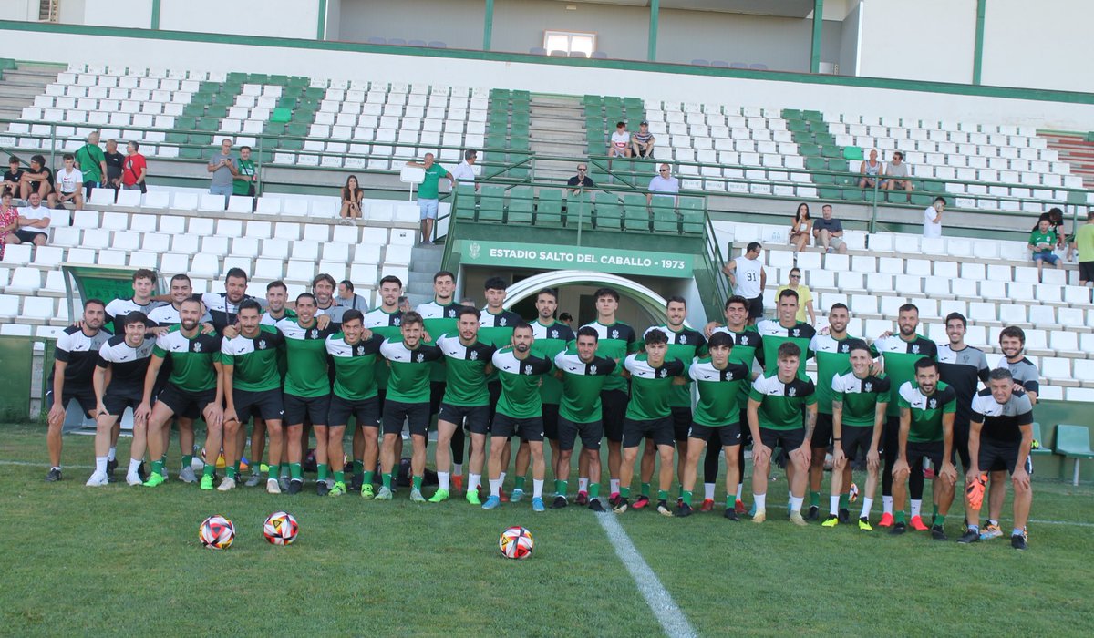 ARRANCA EL CLUB DEPORTIVO TOLEDO 23/24 🦅

#SiempreCDToledo 💚⚪️