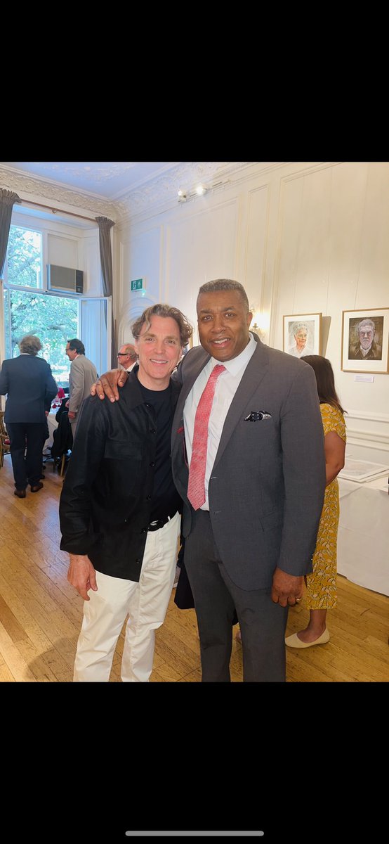 nnikeazor's tweet image. It was great to catch up with @AlexanderNewley at the London Launch of his superb art book Divining The Human. It was indeed a joyous success and a wonderful occasion!