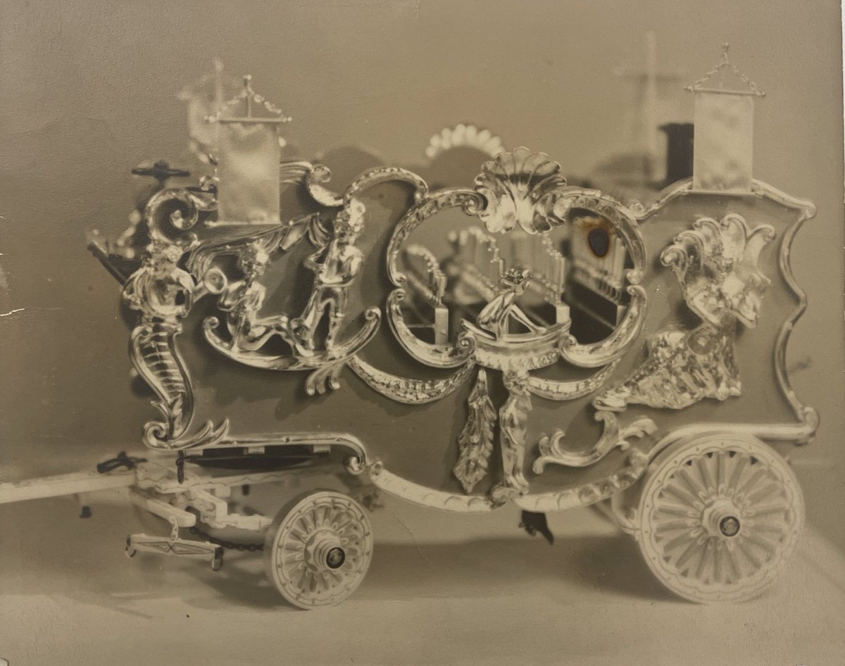 ISUMilnerSPC's tweet photo. It’s #MiniatureMonday and we have a new #LibraryExhibit featuring the wonderful world of Joe Taggart’s miniature circuses. Taggart models were highly sought after items and his fully equipped tiny circus was an absolute marvel.

Check out the exhibit on Floor 5 of @ISUMilnerLib. https://t.co/EpZ6AMBxry