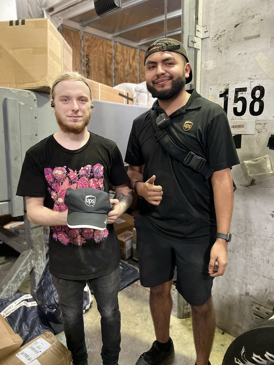 Recognizing <a href="/UPSers/">UPSers</a> Ryan willcuts for always coming in prepared and with a positive attitude holding down heaviest trailer on PD4! Thank you so much for everything that you do for <a href="/UPS/">UPS</a> <a href="/bigtymer504/">E.J.⚜</a> #DeliverWhatMatters