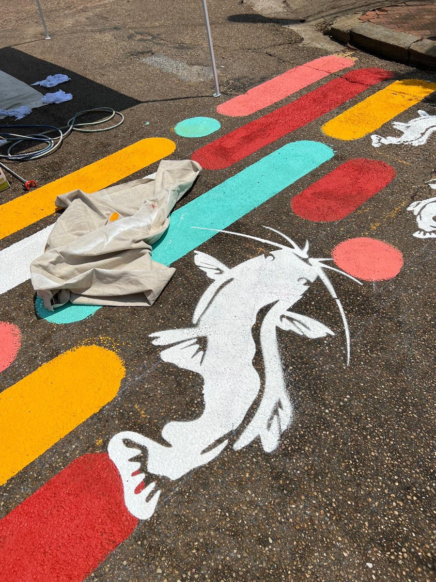 Take a look at the new crosswalk paintings in Belzoni, MS!! (Love the catfish!😍)

➡️This project has been made possible because of teamwork--partners from state agencies, local government and from a cross section of <a href="/msstate/">Mississippi State</a>! 

#AIMforCHangE #TakingCareOfWhatMatters #MSUext