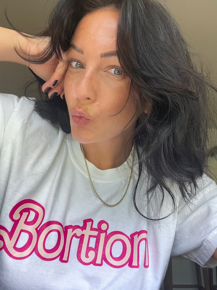 Liz Gustafson tweet media