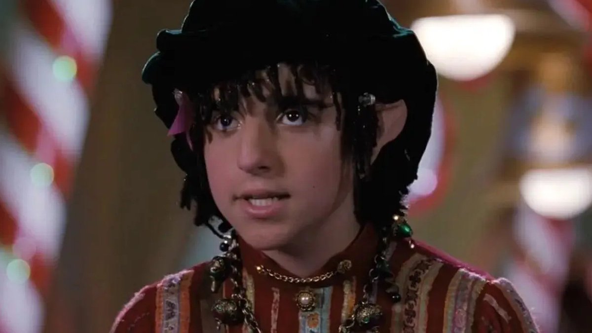 krysten_wags's tweet photo. Not enough Oppen-hype for David Krumholtz who not only delivered a brilliant and thoughtful performance in Oppenheimer but is somehow also Bernard The Elf https://t.co/bh1zjWFQxQ