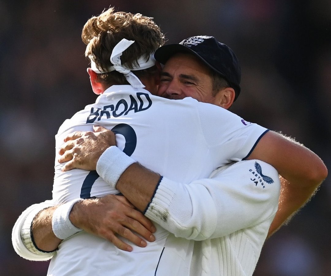 _Mr_Shubham__'s tweet photo. Stuart Braod !!

From knowing you as a bowler who concede 6 sixes in an over in childhood to knowing you as the legend of the game we grew up !!👏

Happy retirement...

#Ashes2023 #ENGvsAUS https://t.co/cWhnlMDBY5