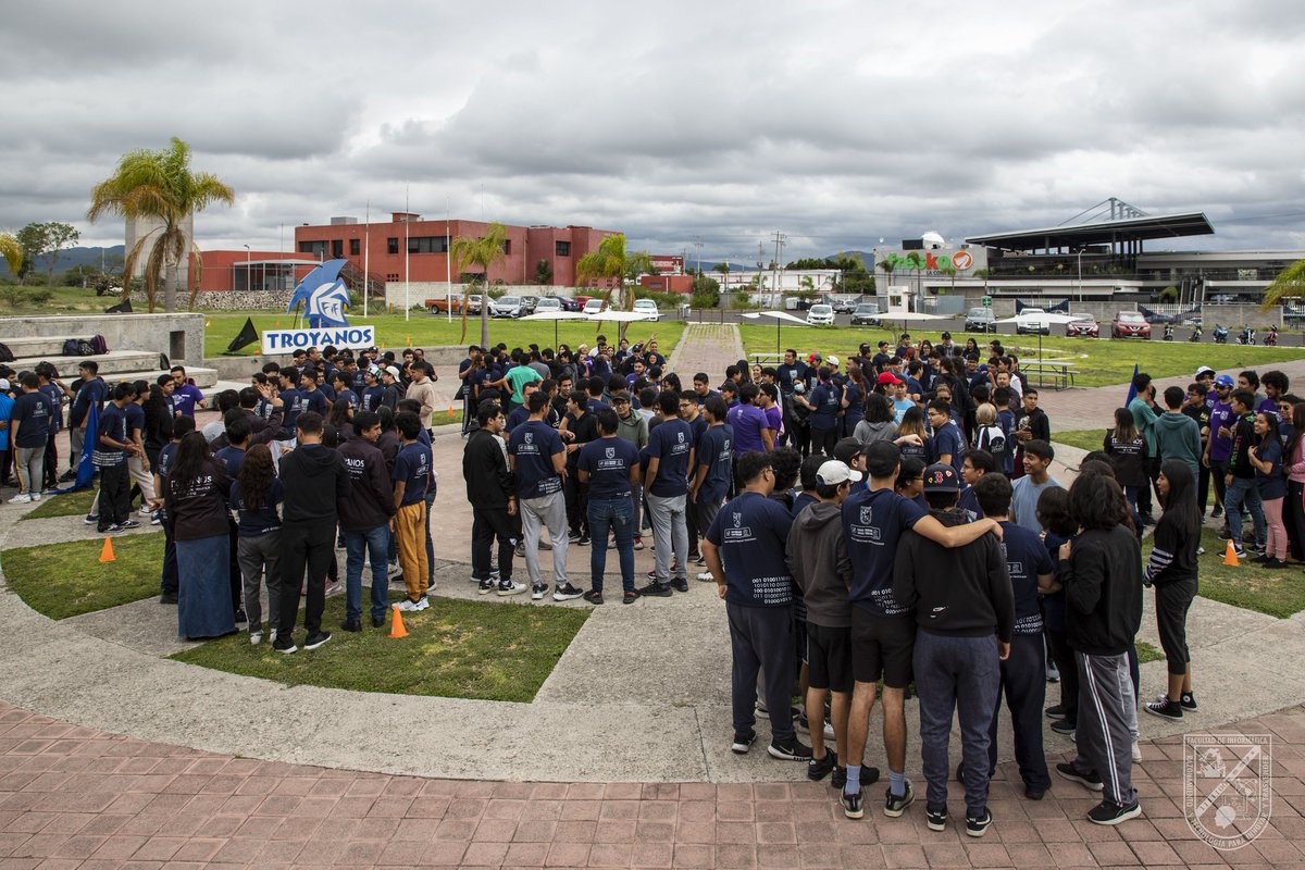 ¡𝗔𝗦Í 𝗥𝗘𝗖𝗜𝗕𝗜𝗠𝗢𝗦 𝗔 𝗟𝗔𝗦 𝗡𝗨𝗘𝗩𝗔𝗦 𝗧𝗥𝗢𝗬𝗔𝗡𝗔𝗦 𝗬 𝗟𝗢𝗦 𝗡𝗨𝗘𝗩𝗢𝗦 𝗧𝗥𝗢𝗬𝗔𝗡𝗢𝗦!
Las y los estudiantes de nuevo ingreso, participaron con mucha alegría y entusiasmo en las diferentes actividades del 𝗧𝗔𝗟𝗟𝗘𝗥 𝗗𝗘 𝗜𝗡𝗧𝗘𝗚𝗥𝗔𝗖𝗜Ó𝗡.