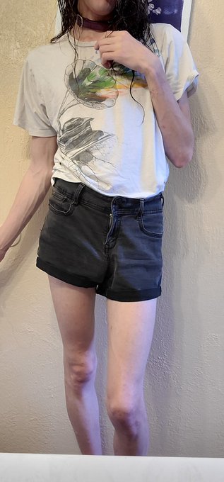 Good morning #nsfwtwt  Bunny is finally awake~ https://t.co/CZHXig2NVU<a href="/tag/nsfwtwt"class="tags">#nsfwtwt</a>