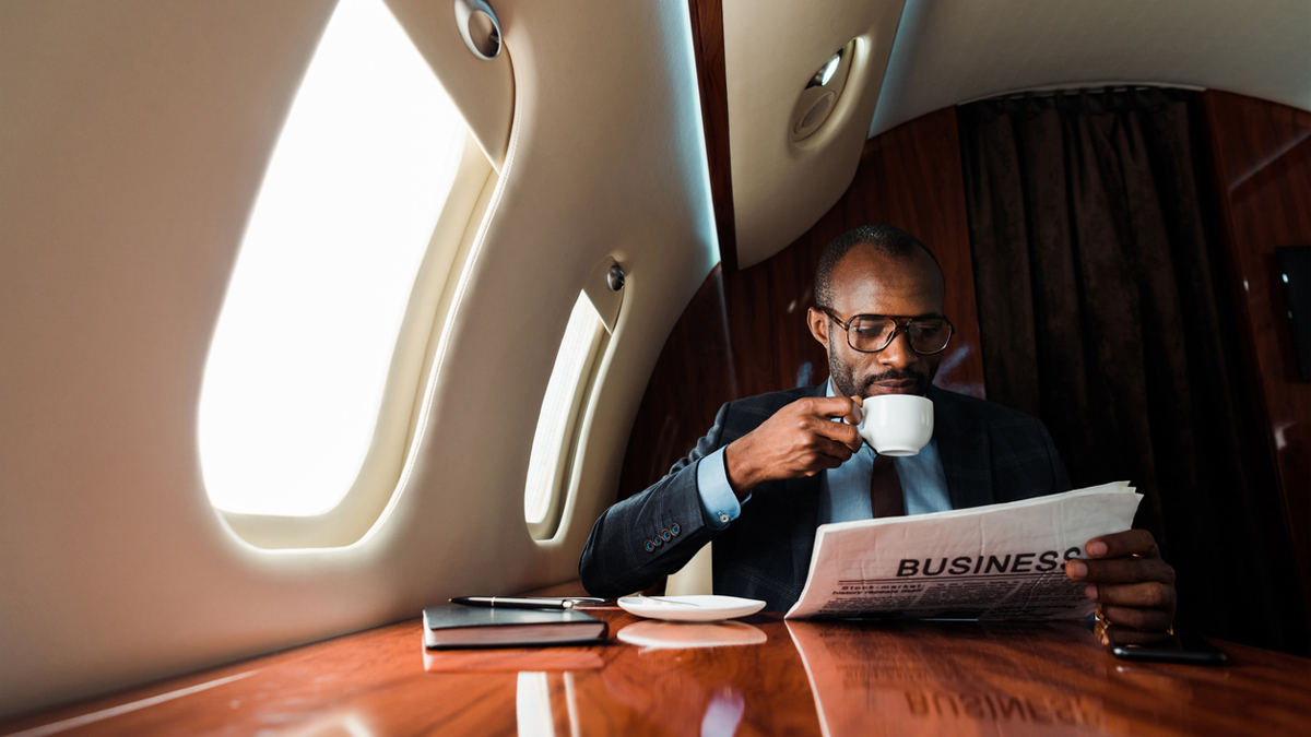 KullJet's tweet image. In a world of constant motion, #KullJet becomes your oasis of serenity. Our private jets offer the perfect environment for work, rest, and preparation before your next corporate triumph. 🌌🚀 #BusinessSanctuary