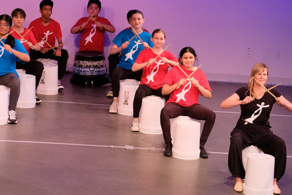 That's a wrap on our 2023 Summer Institute! A huge thanks to all involved in making our four weeks together and two performances pure magic! We're already counting down the days to next year! 

#nationaldanceinstitute #NDIsummerinstitute2023 #NDI